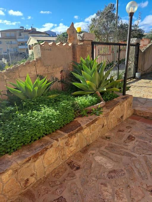Gelsi Holiday Home La Maddalena Exterior foto