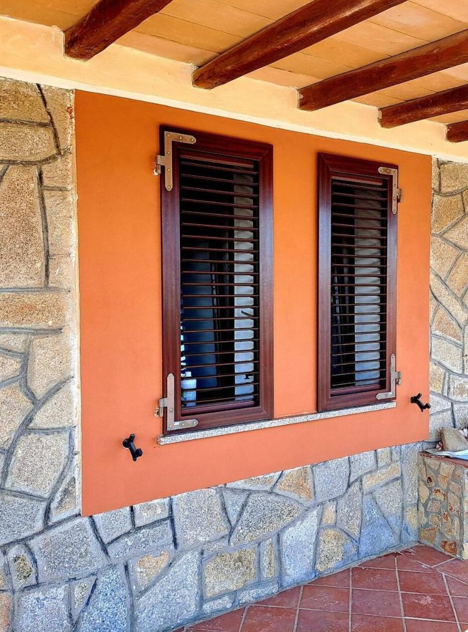 Gelsi Holiday Home La Maddalena Habitación foto
